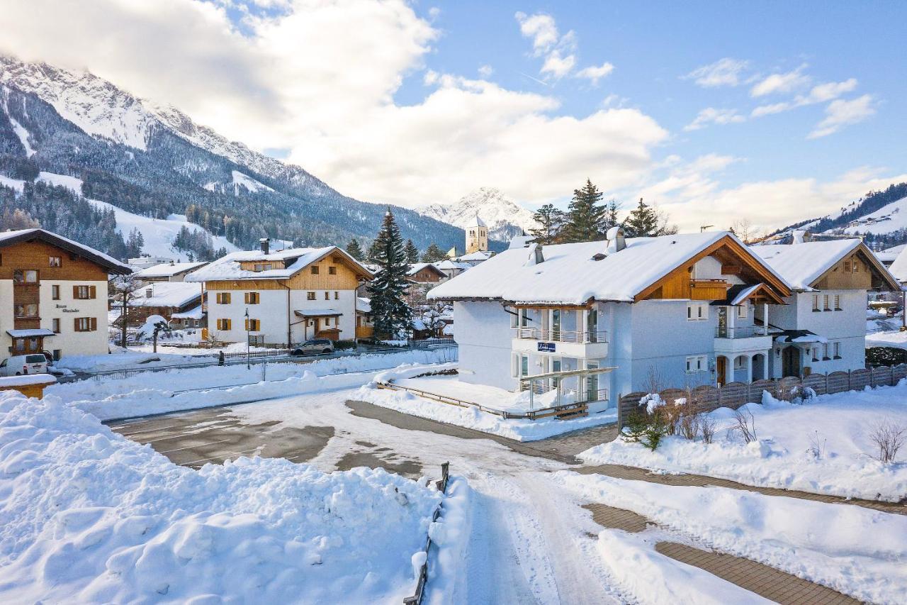 Appartments Lercher Irma San Candido Bagian luar foto