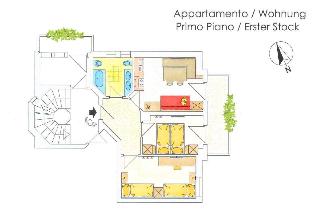 Appartments Lercher Irma San Candido Bagian luar foto