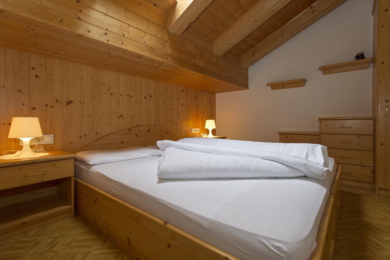 Appartments Lercher Irma San Candido Bagian luar foto