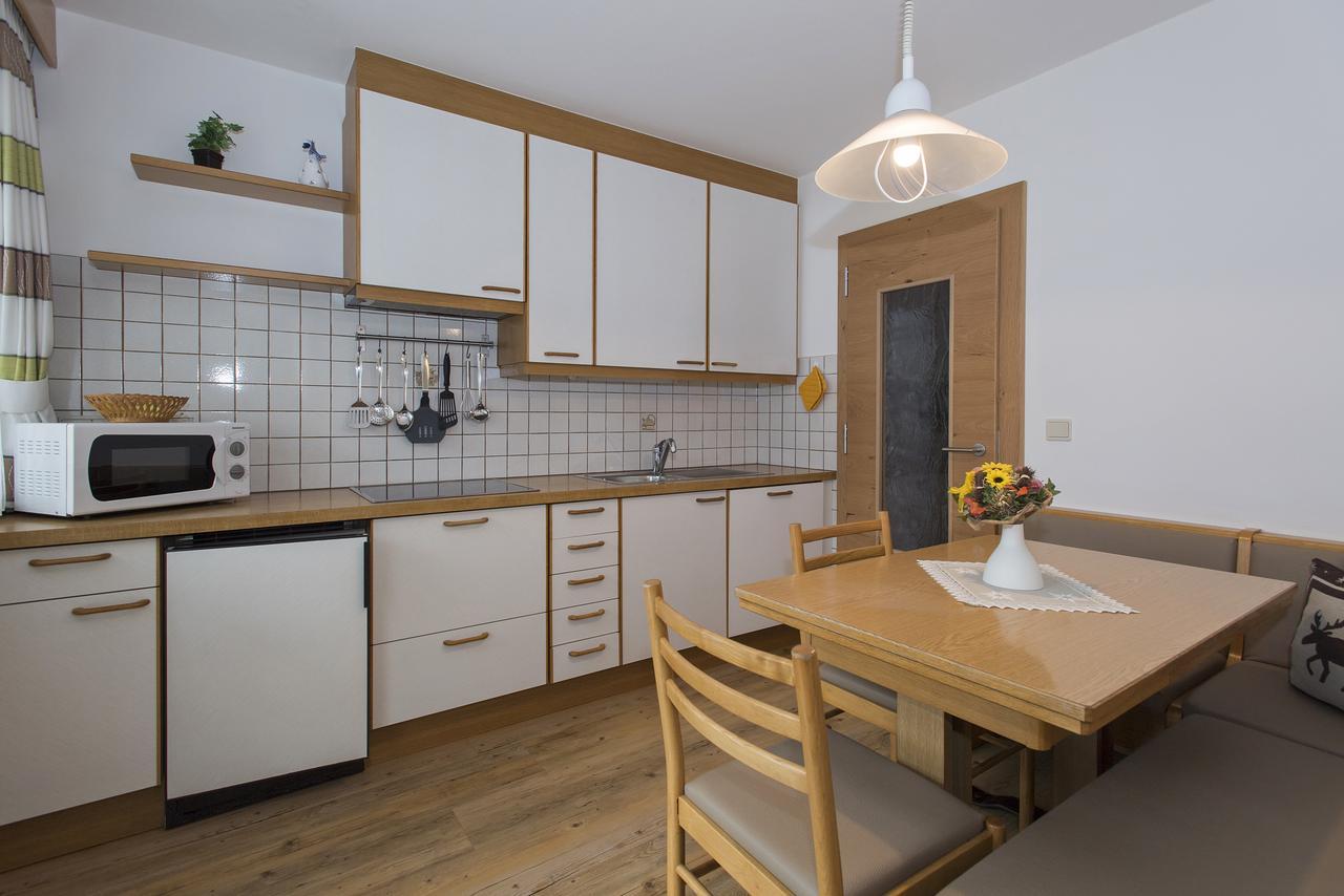 Appartments Lercher Irma San Candido Bagian luar foto
