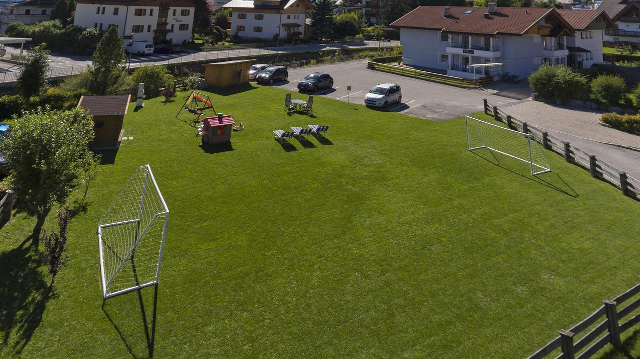 Appartments Lercher Irma San Candido Bagian luar foto