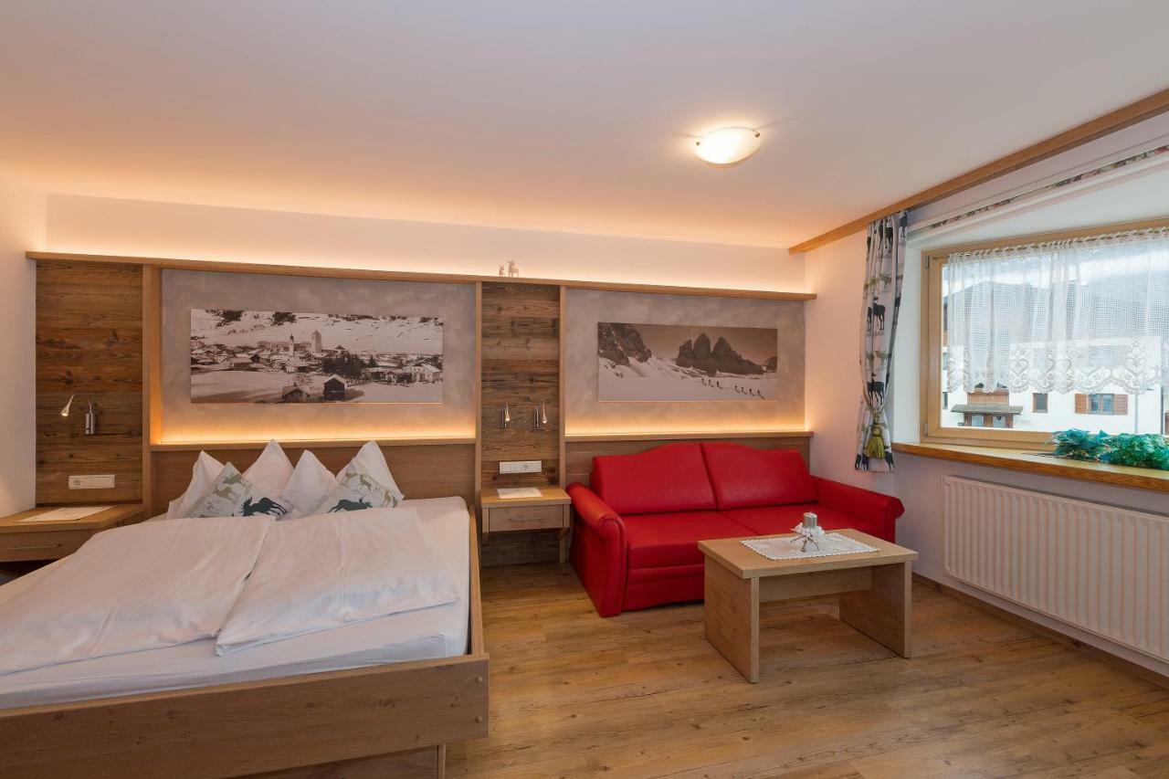 Appartments Lercher Irma San Candido Bagian luar foto